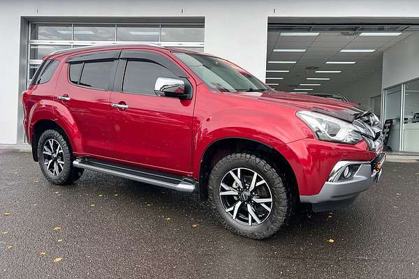 2021 Isuzu MU-X LS-T