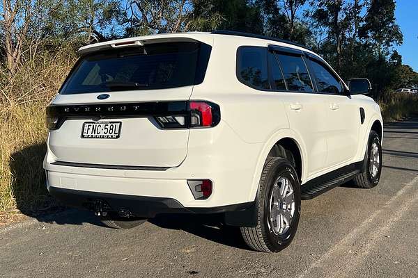 2024 Ford Everest Ambiente 2.0L