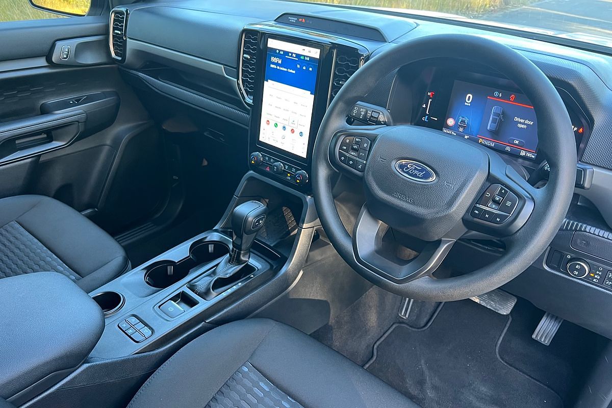 2024 Ford Everest Ambiente 2.0L