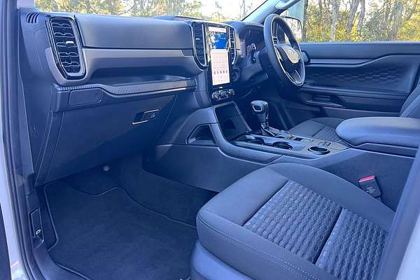 2024 Ford Everest Ambiente 2.0L