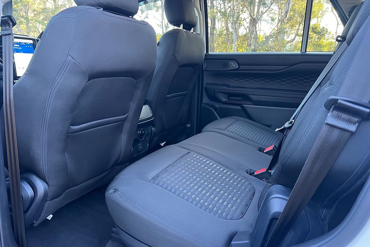 2024 Ford Everest Ambiente 2.0L