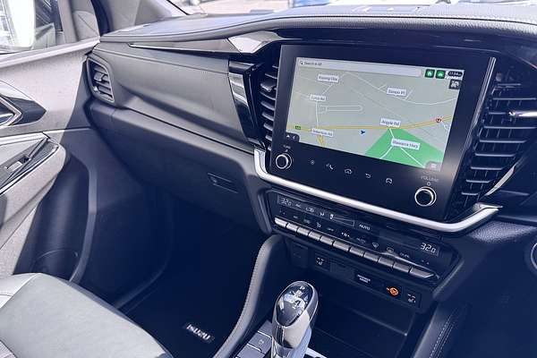 2025 Isuzu MU-X LS-T
