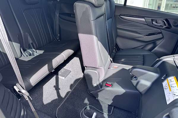 2025 Isuzu MU-X LS-T