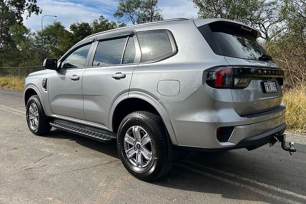 2024 Ford Everest Ambiente 2.0L