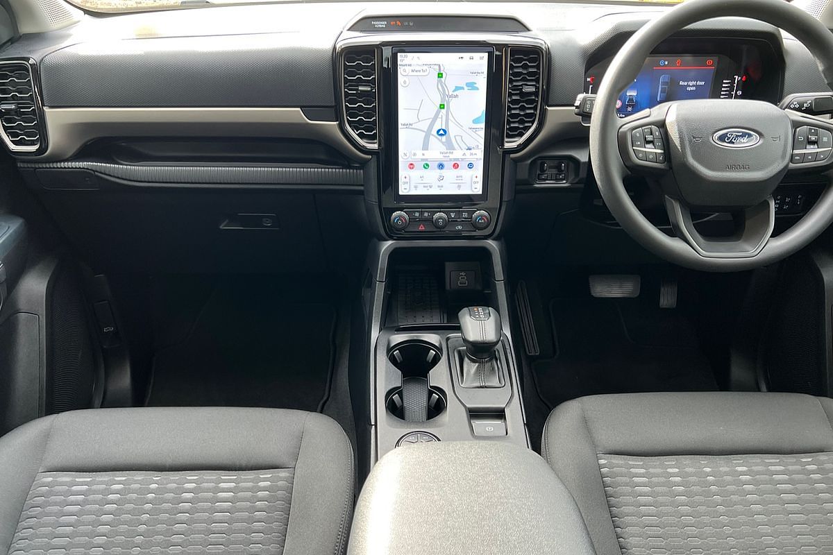 2024 Ford Everest Ambiente 2.0L