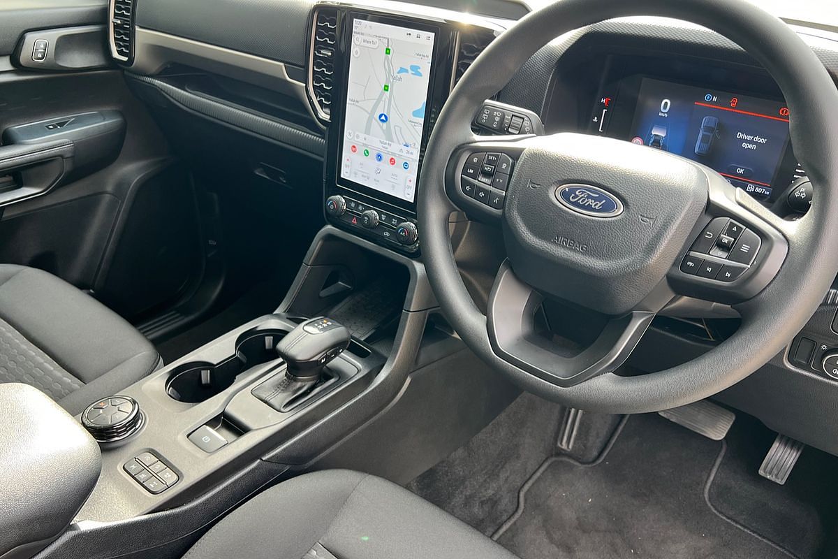 2024 Ford Everest Ambiente 2.0L