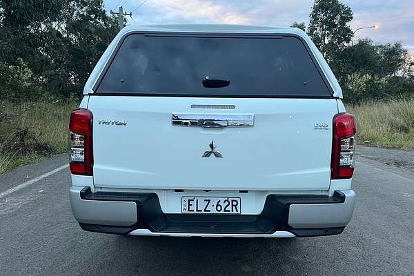 2021 Mitsubishi Triton GLS MR 4X4