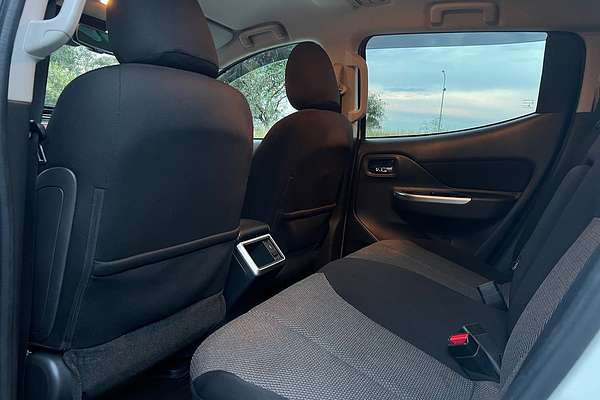 2021 Mitsubishi Triton GLS MR 4X4