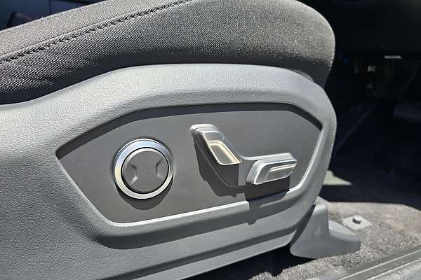 2025 Hyundai Santa Fe MX5.V1