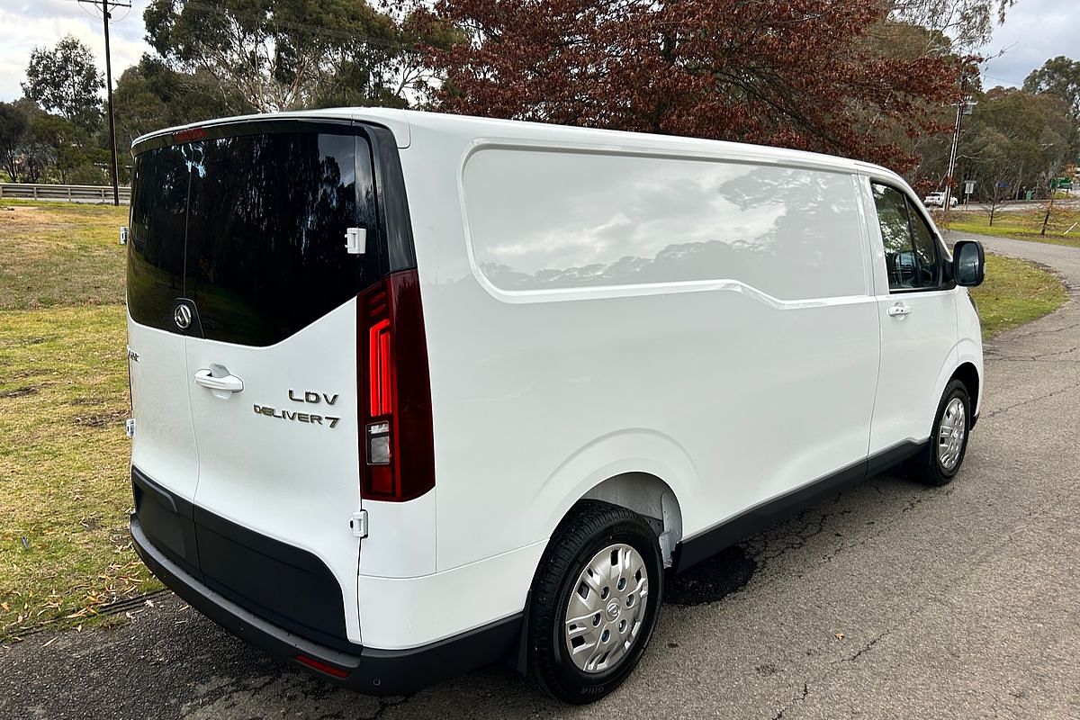 2025 LDV Deliver 7 LWB