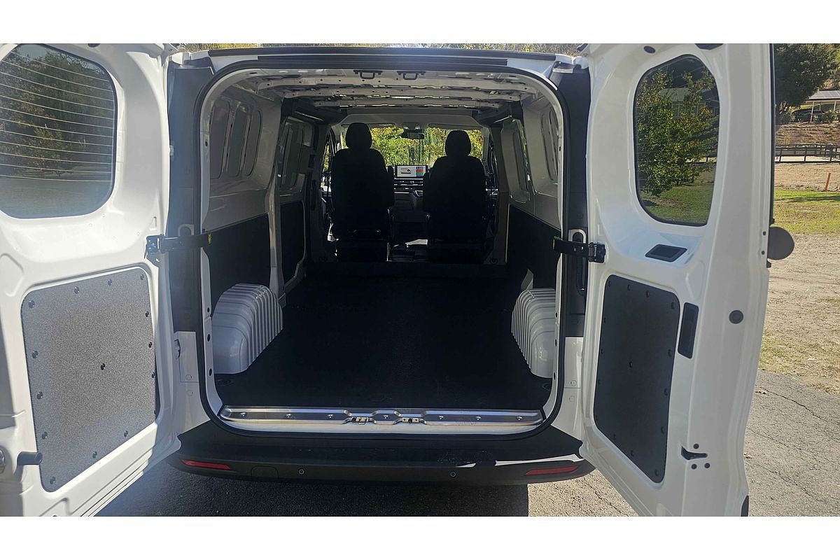 2025 LDV Deliver 7 LWB
