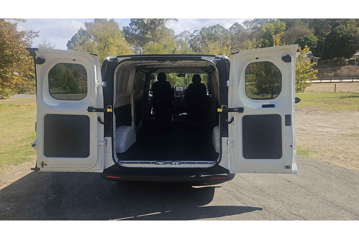 2025 LDV Deliver 7 LWB