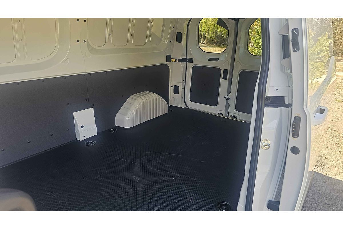 2025 LDV Deliver 7 LWB