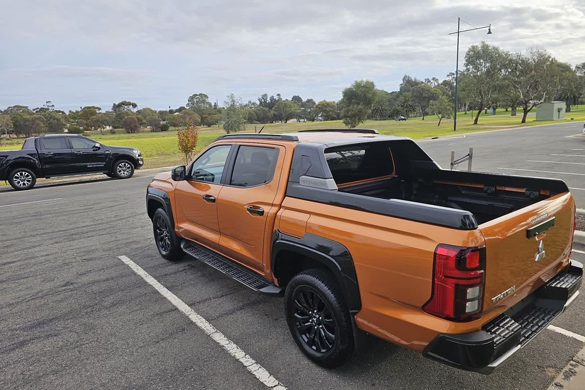 2025 Mitsubishi Triton GSR MV 4X4
