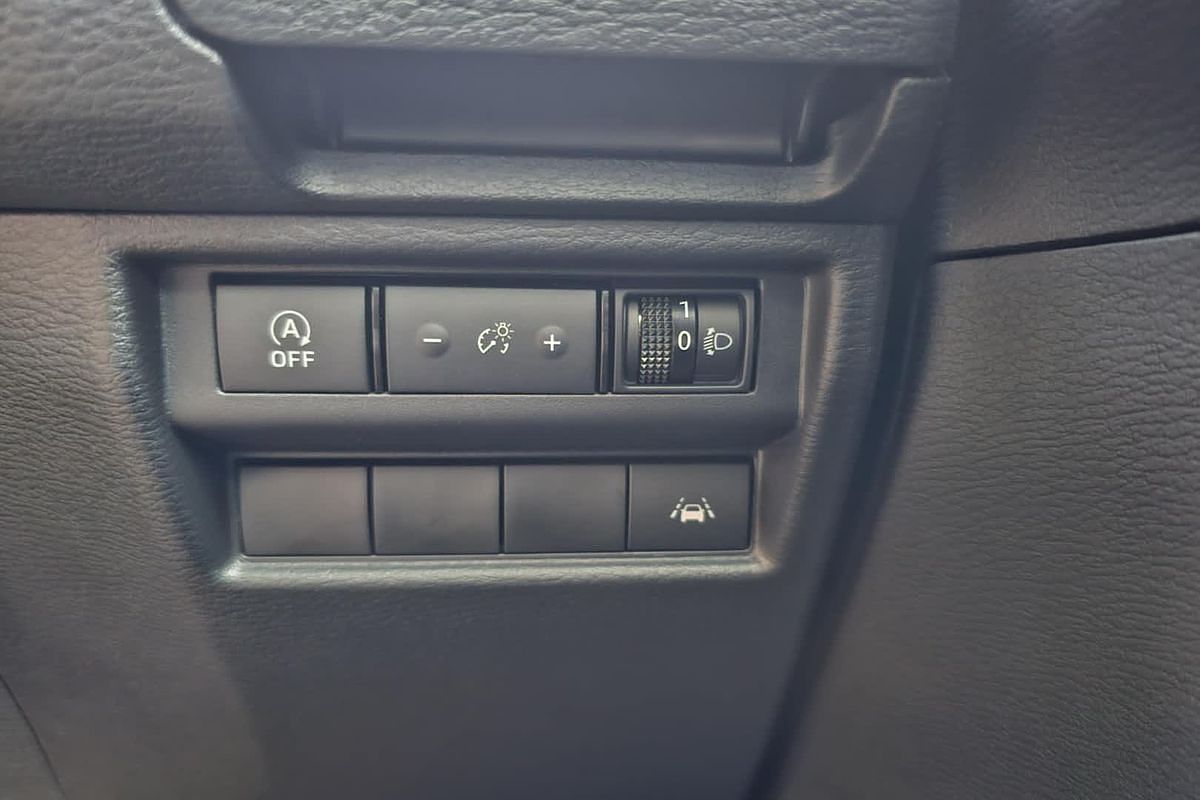 2025 Mitsubishi Triton GSR MV 4X4