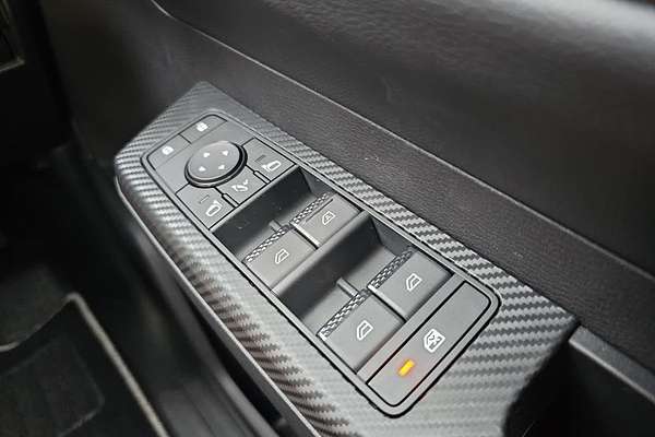 2025 Mitsubishi Triton GSR MV 4X4