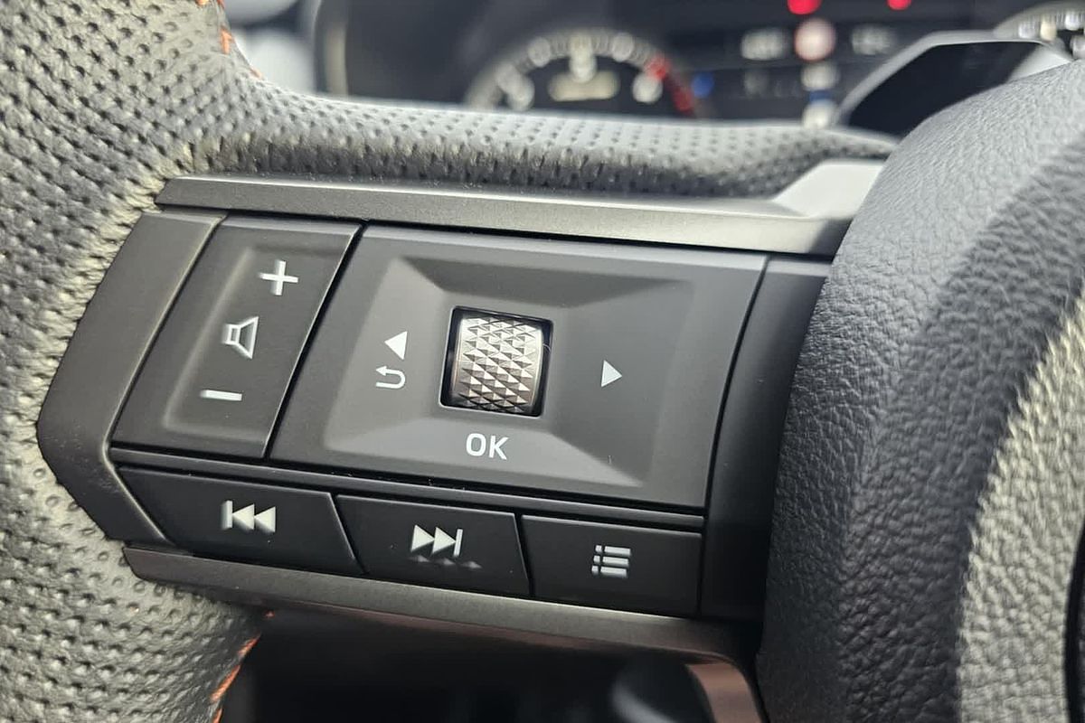 2025 Mitsubishi Triton GSR MV 4X4