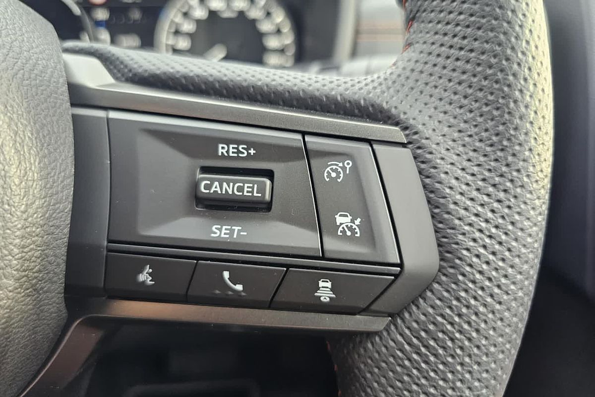2025 Mitsubishi Triton GSR MV 4X4