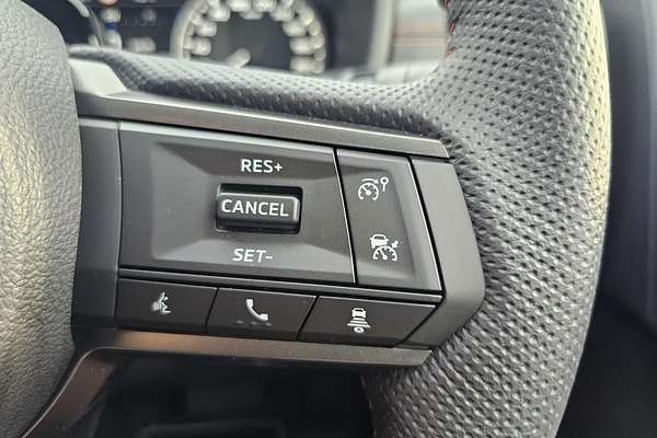 2025 Mitsubishi Triton GSR MV 4X4