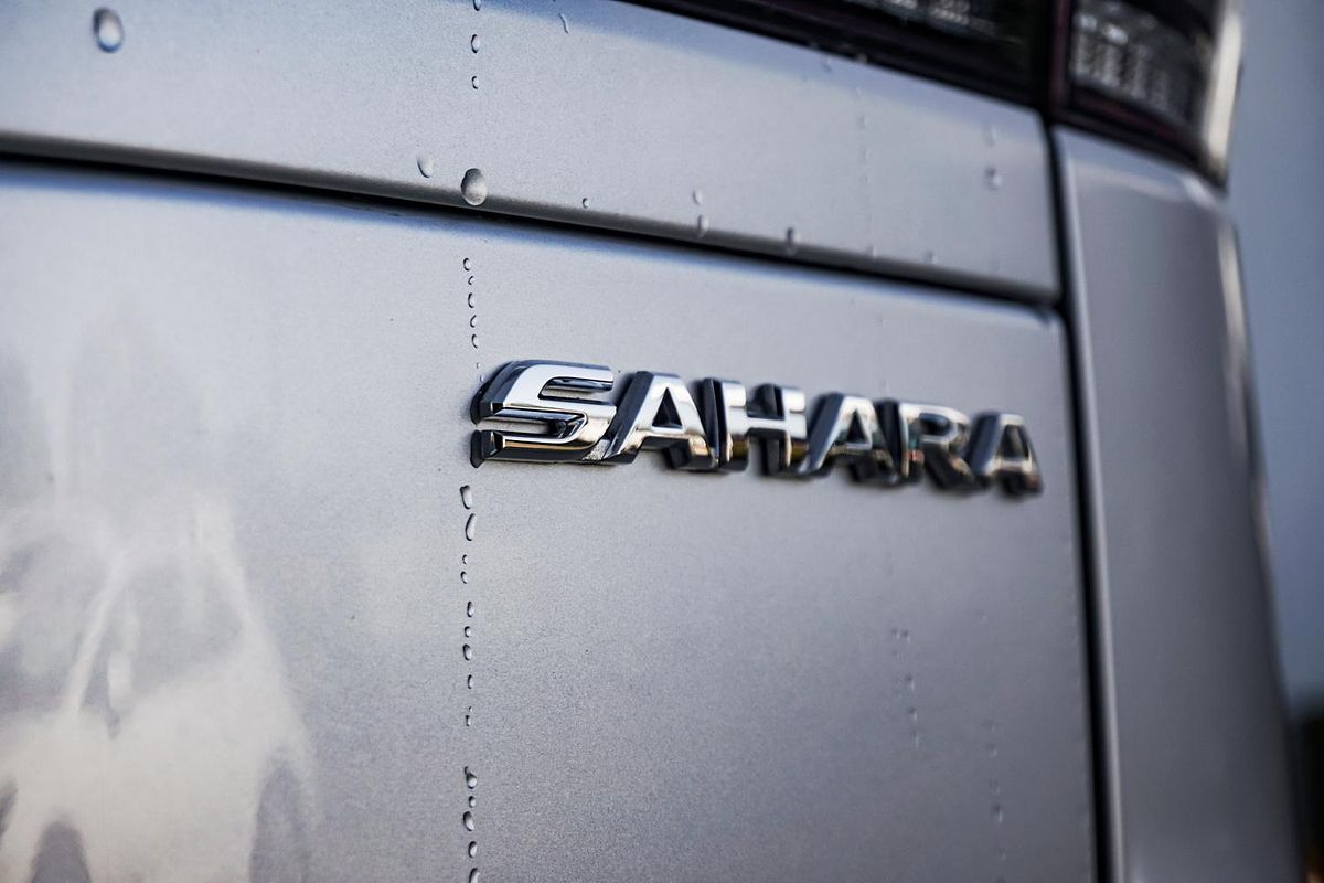 2024 Toyota Landcruiser Sahara FJA300R