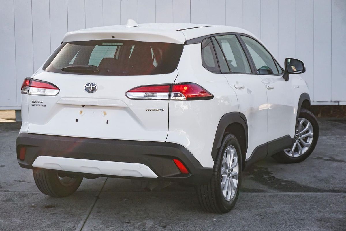 2024 Toyota Corolla Cross GX MXGH10R