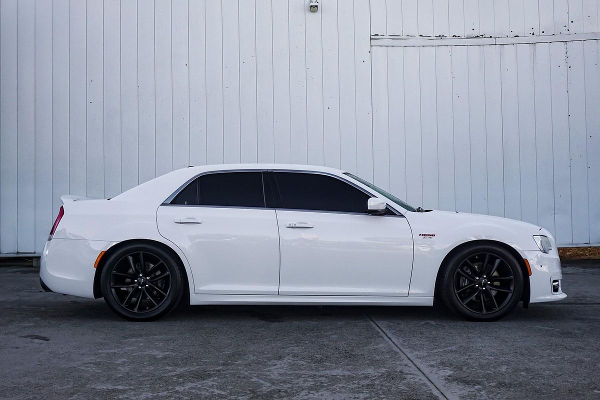 2021 Chrysler 300 SRT Core LX