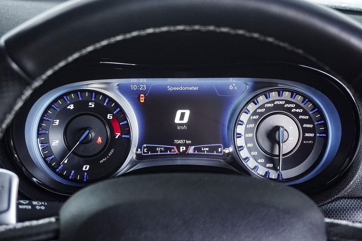 2021 Chrysler 300 SRT Core LX
