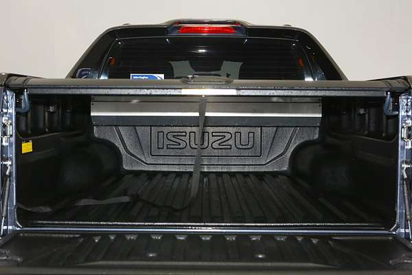2023 Isuzu D-MAX X-TERRAIN 4X4