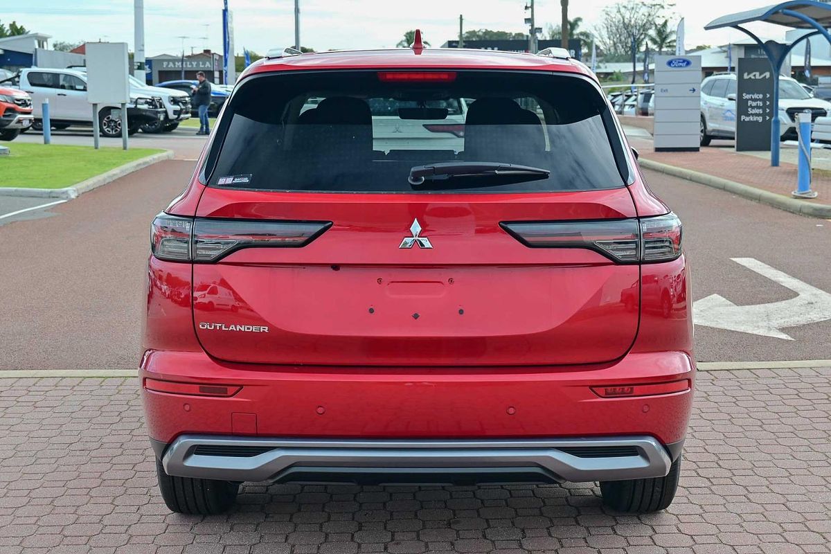 2025 Mitsubishi Outlander LS ZM