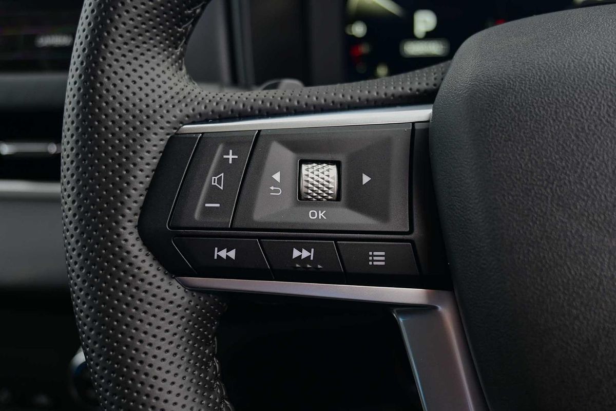2025 Mitsubishi Outlander LS ZM