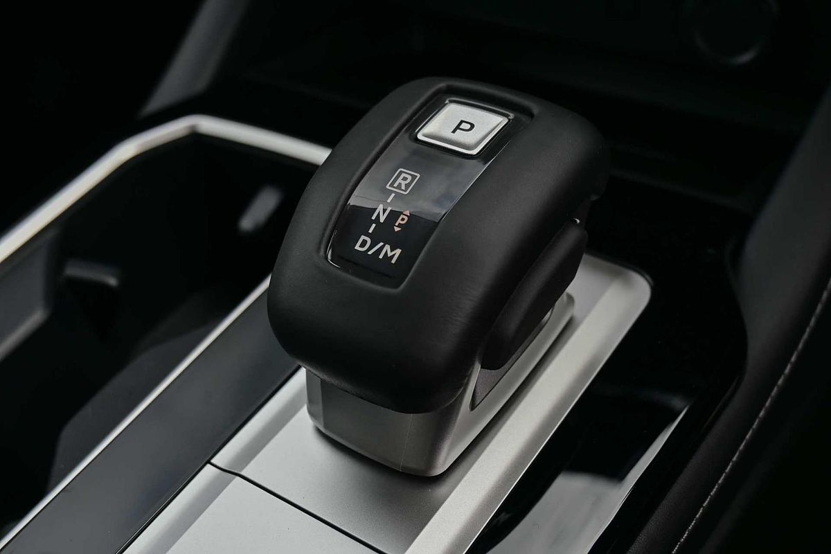 2025 Mitsubishi Outlander LS ZM