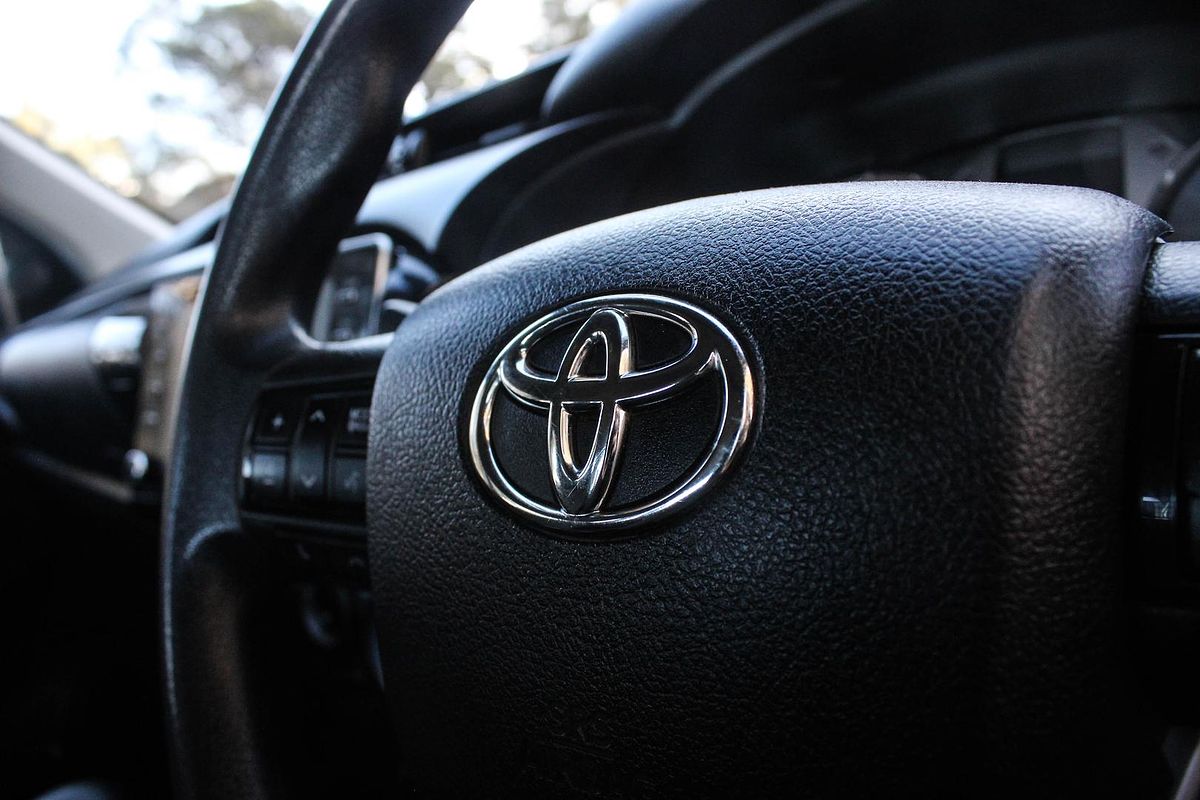 2021 Toyota Hilux SR GUN126R 4X4