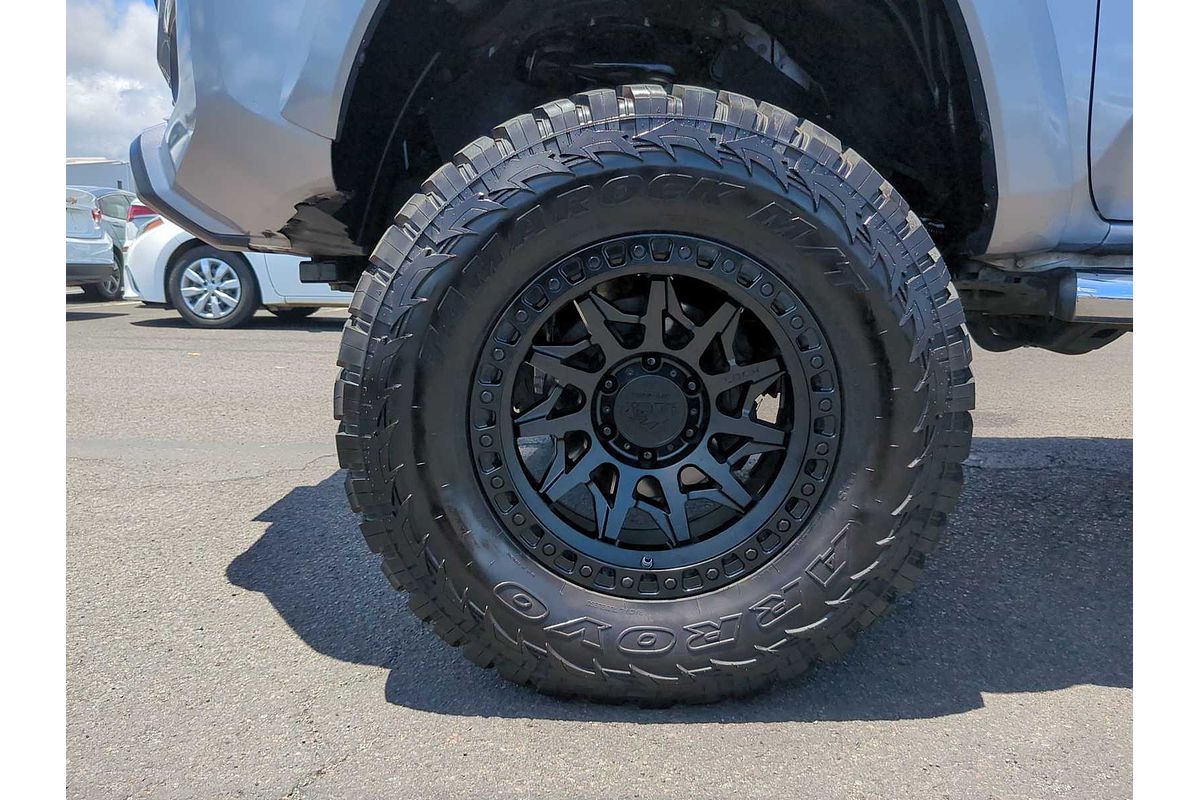 2020 Toyota Tacoma SR5