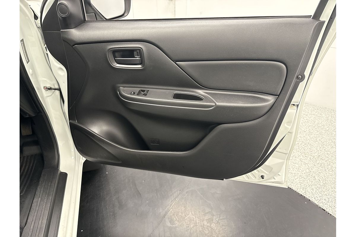 2021 Mitsubishi Triton GLX MR Rear Wheel Drive