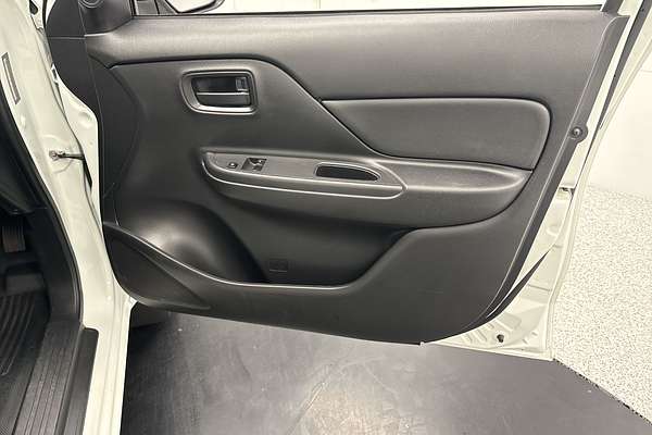 2021 Mitsubishi Triton GLX MR Rear Wheel Drive