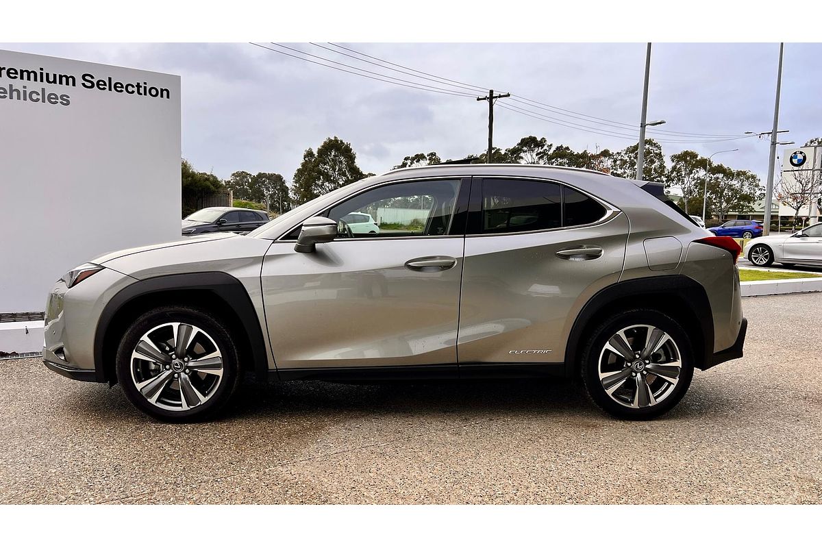 2022 Lexus UX UX300e Sports Luxury KMA10R