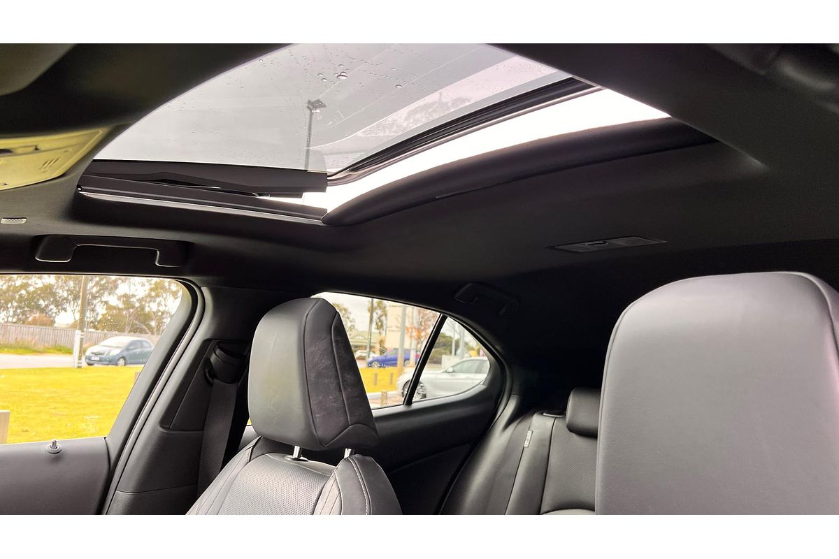 2022 Lexus UX UX300e Sports Luxury KMA10R