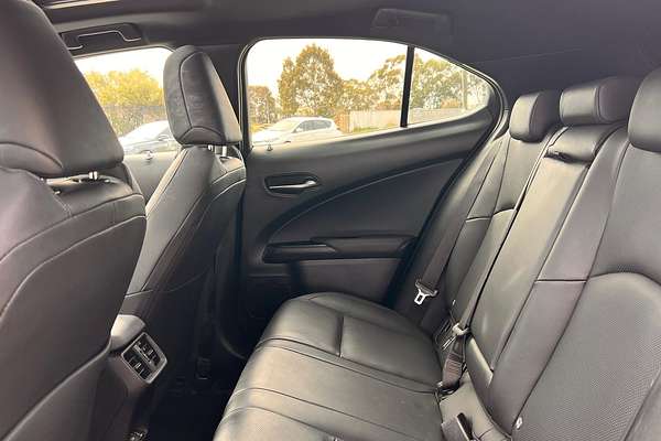 2022 Lexus UX UX300e Sports Luxury KMA10R