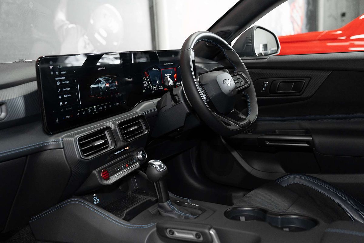 2024 Ford Mustang Dark Horse FO