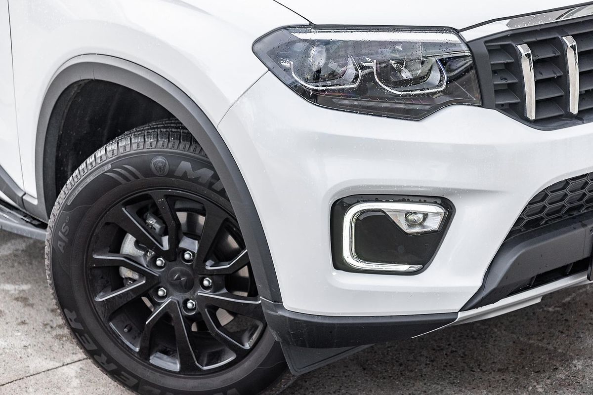 2023 Mahindra Scorpio Z8L