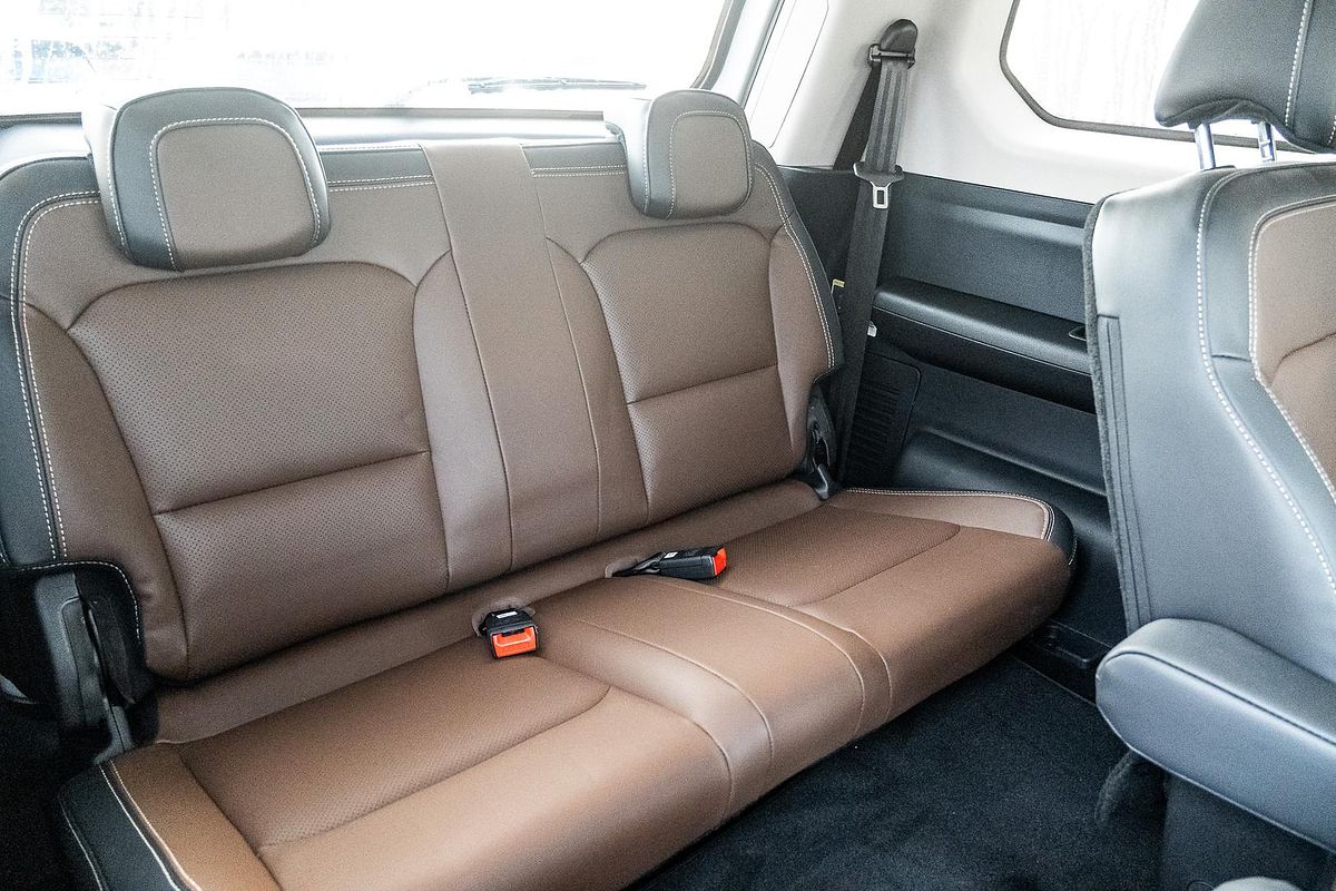 2023 Mahindra Scorpio Z8L