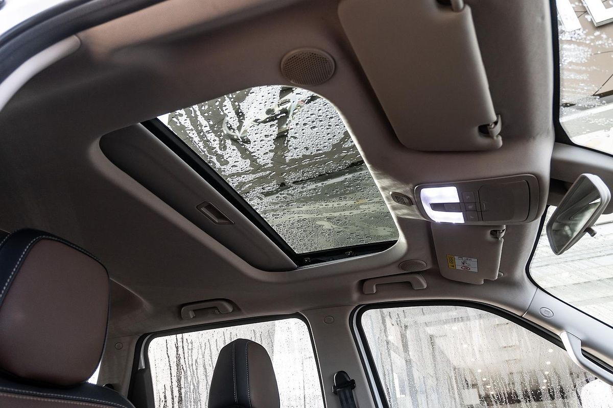 2023 Mahindra Scorpio Z8L
