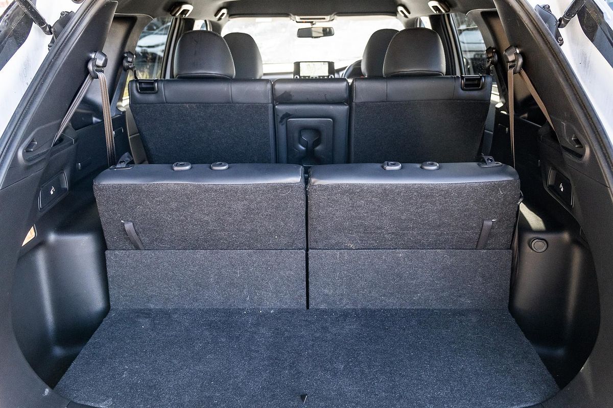 2023 Mitsubishi Outlander Black Edition ZM