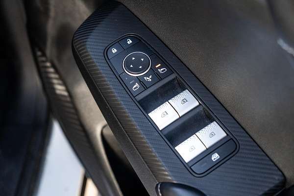 2023 Mitsubishi Outlander Black Edition ZM