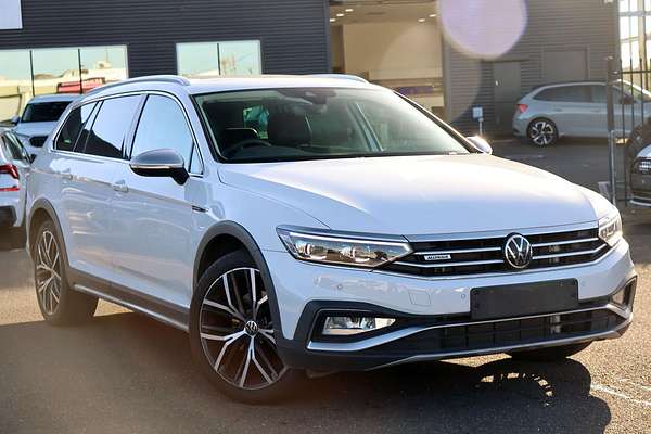 2022 Volkswagen Passat Alltrack 162TSI Premium B8