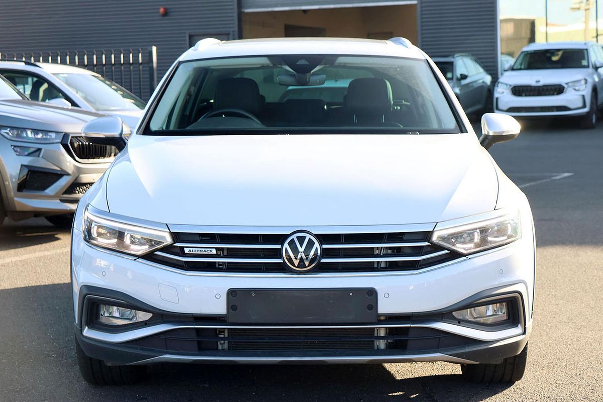2022 Volkswagen Passat Alltrack 162TSI Premium B8