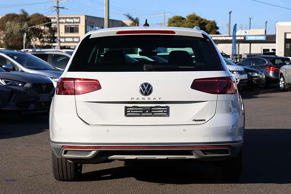 2022 Volkswagen Passat Alltrack 162TSI Premium B8