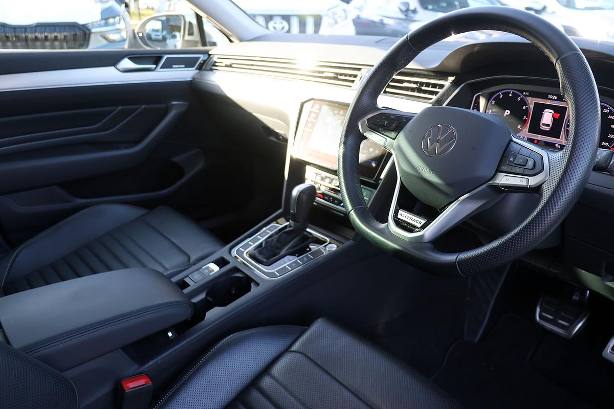 2022 Volkswagen Passat Alltrack 162TSI Premium B8