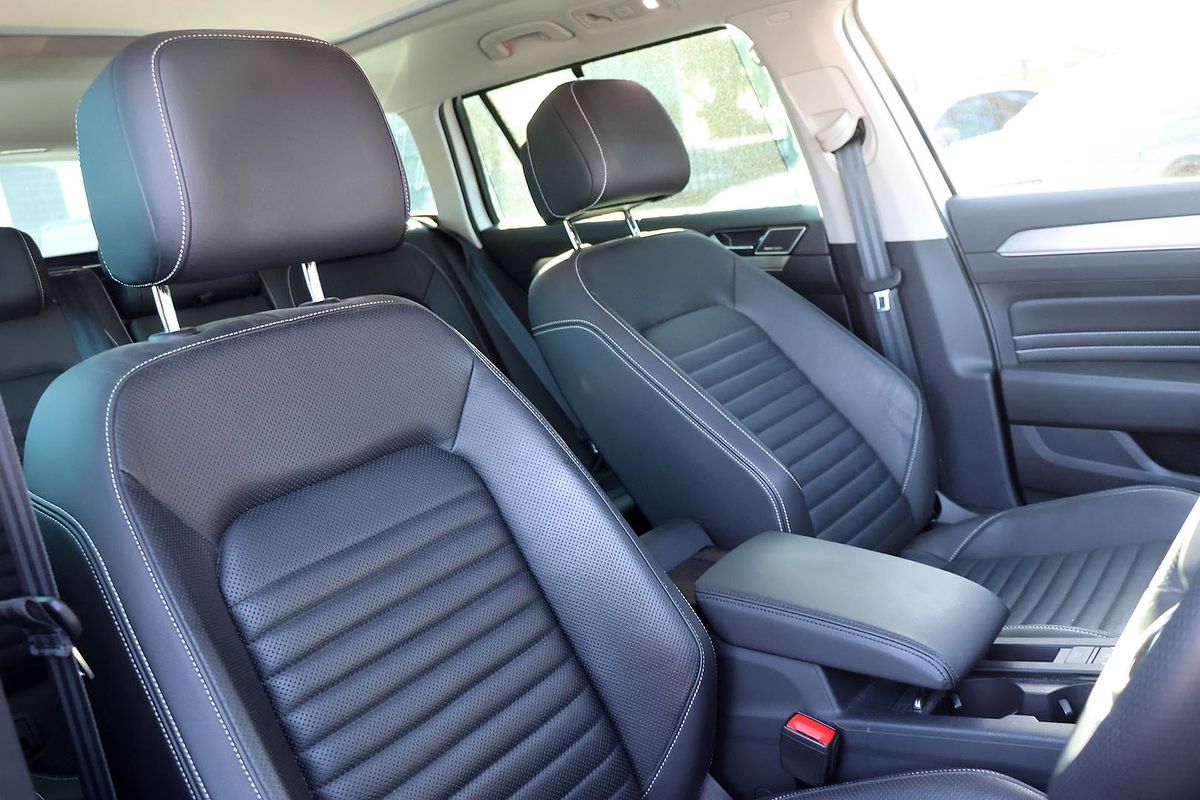 2022 Volkswagen Passat Alltrack 162TSI Premium B8