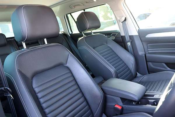2022 Volkswagen Passat Alltrack 162TSI Premium B8